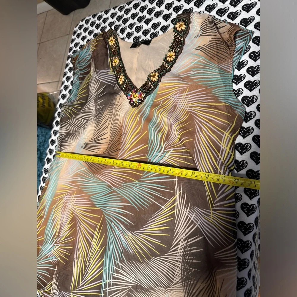 Status by chenault women’s blouse size L in excellent condition